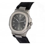  Patek Philippe Nautilus Ref. 5711G-001