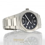  Girard Perregaux Laureato Ref. 81005-11-632-11A