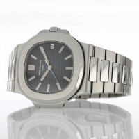 Patek Philippe Nautilus Ref 5711/1A Led Dial