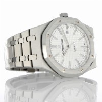 Audemars Piguet Royal Oak Ref. 15400ST