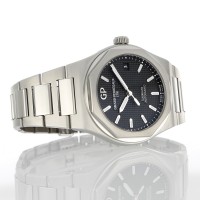 Girard Perregaux Laureato Ref. 81005-11-632-11A