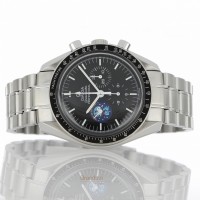 Omega Speedmaster "Snoopy Award Eyes On The Stars" Ref. 35785100