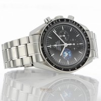 Omega Speedmaster "Snoopy Award Eyes On The Stars" Ref. 35785100