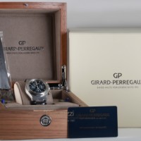 Girard Perregaux Laureato Ref. 81020 - 11 - 631 - BB6A