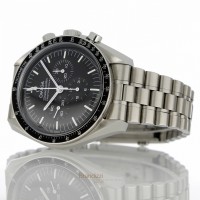 Omega Speedmaster Ref. 31030425001001