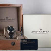 Girard Perregaux Laureato Ref. 81020-11-631-11A - Like New