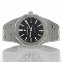 Audemars Piguet Royal Oak Ref. 15400ST.OO.1220ST.01