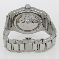 Girard Perregaux Laureato Ref. 81010-11-431-11A Like New