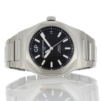 Girard Perregaux Laureato Ref. 81010.11.634.11A - Like New