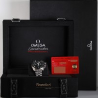 Omega Speedmaster Ref. 31030425001001