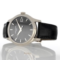 Patek Philippe Calatrava Ref. 5227G - 010