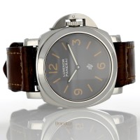 Panerai Luminor Logo Ref. 5218.201 A Pre Vendome Non Matching