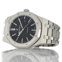 Audemars Piguet Royal Oak Ref. 15400ST