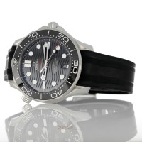 Omega Seamaster Diver 300 M Ref. 21032422001001