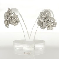 Orecchini in oro bianco con brillanti