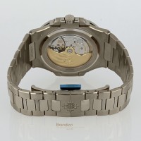 Patek Philippe Nautilus Ref. 5811/1G-001