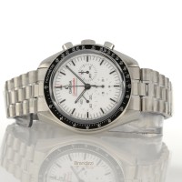 Omega Speedmaster Ref. 31030425004001