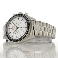Omega Speedmaster Ref. 31030425004001