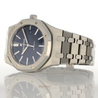 Audemars Piguet Royal Oak Ref. 15400ST.OO.1220ST.03