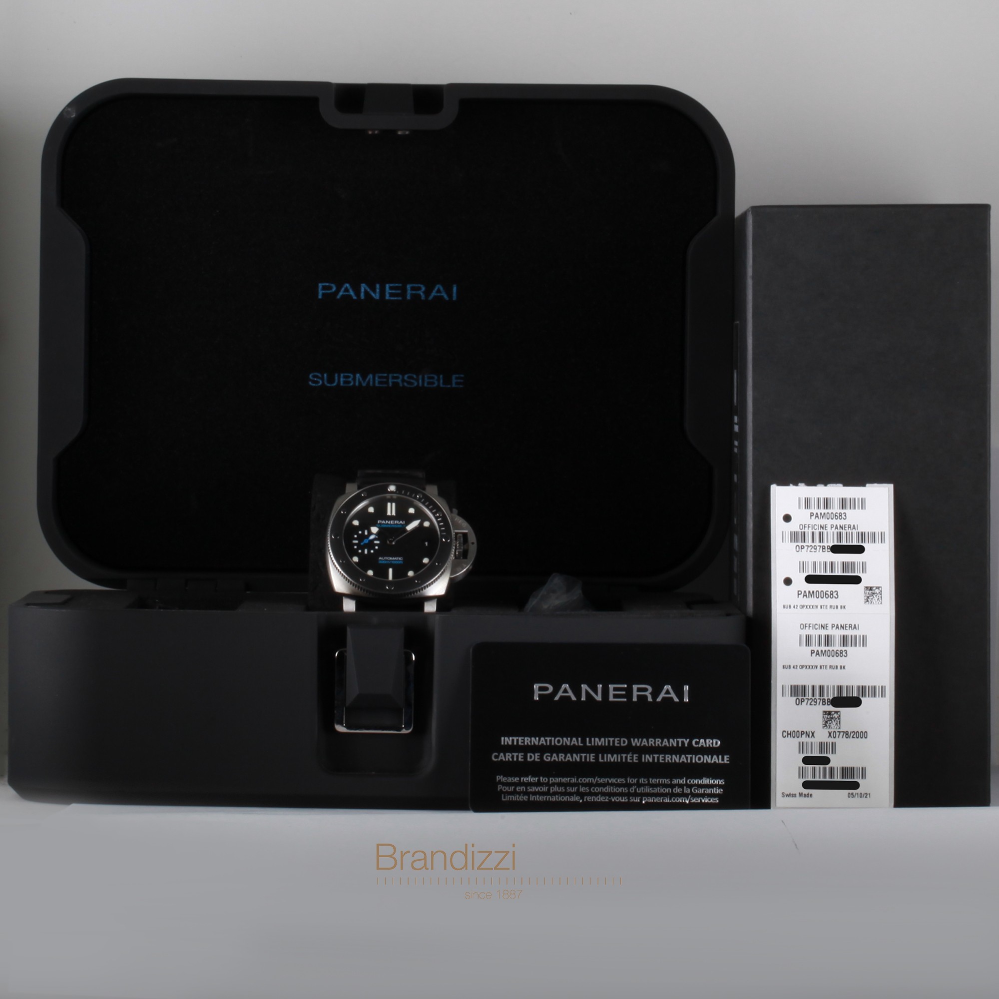 Panerai Submersible PAM00683 - OP7297