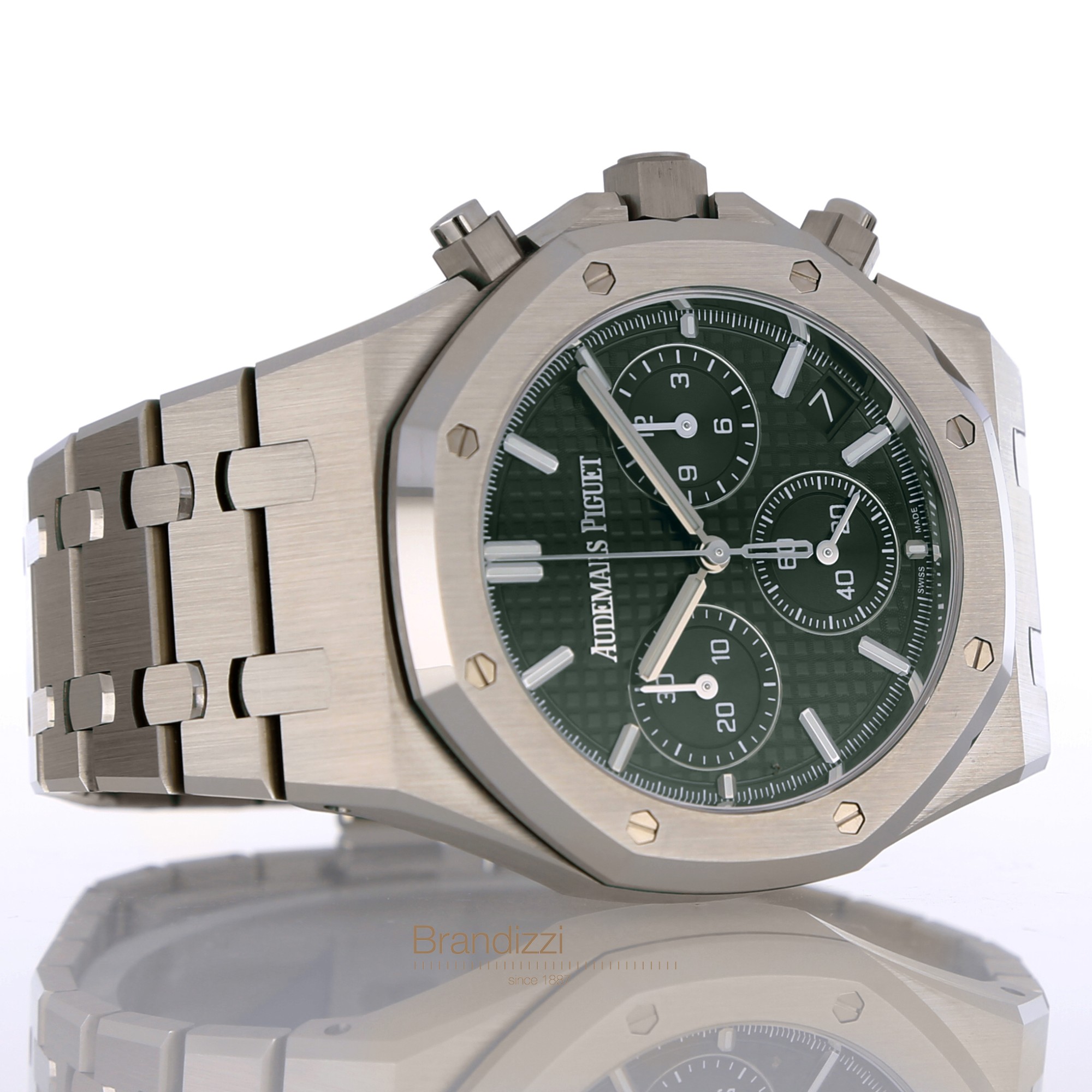 Audemars Piguet Royal Oak Chronograph Ref. 26240ST.OO.1320ST.08 Like New