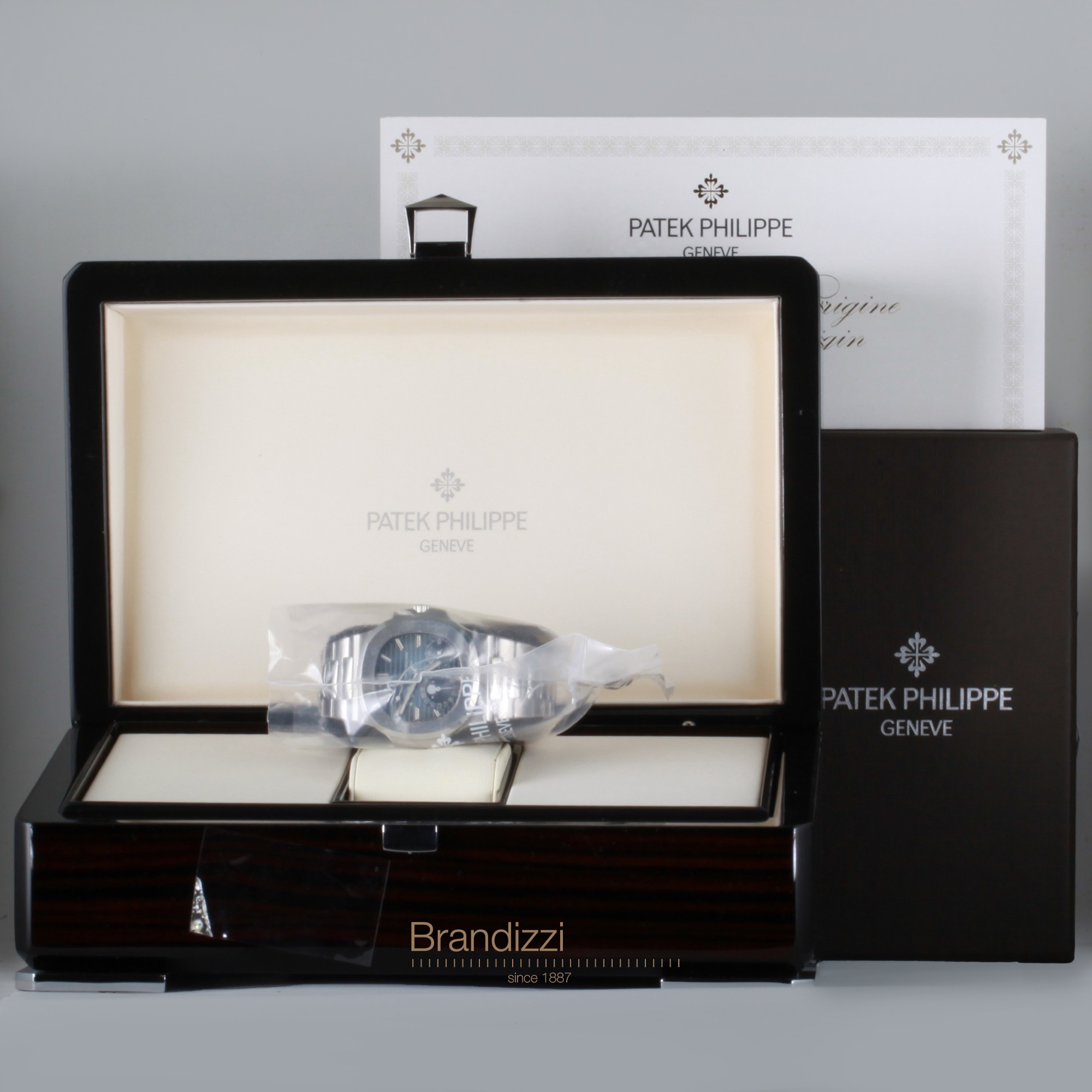 Patek Philippe Nautilus Ref. 5712/1A