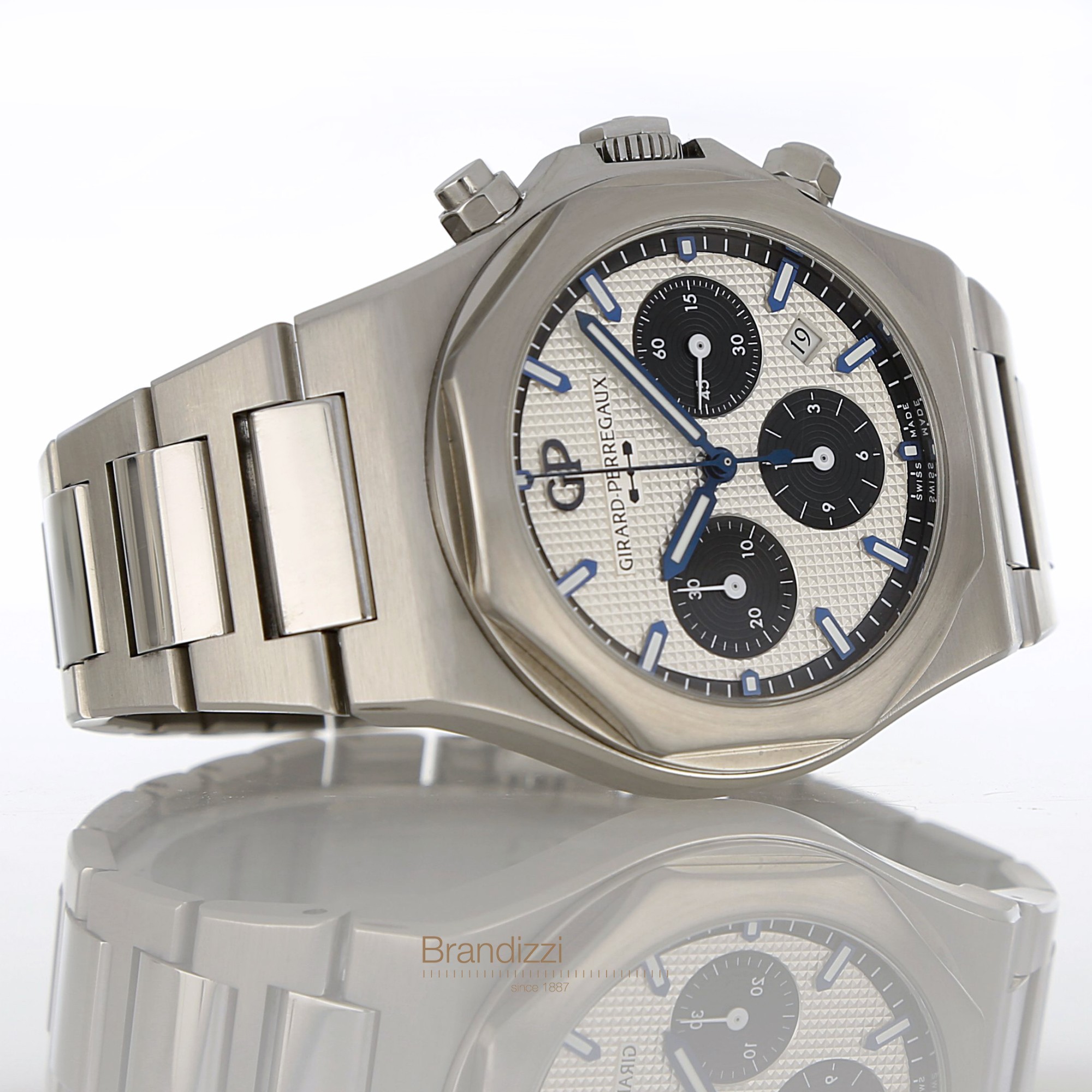 Girard Perregaux Laureato Ref. 81020-11-131-11A