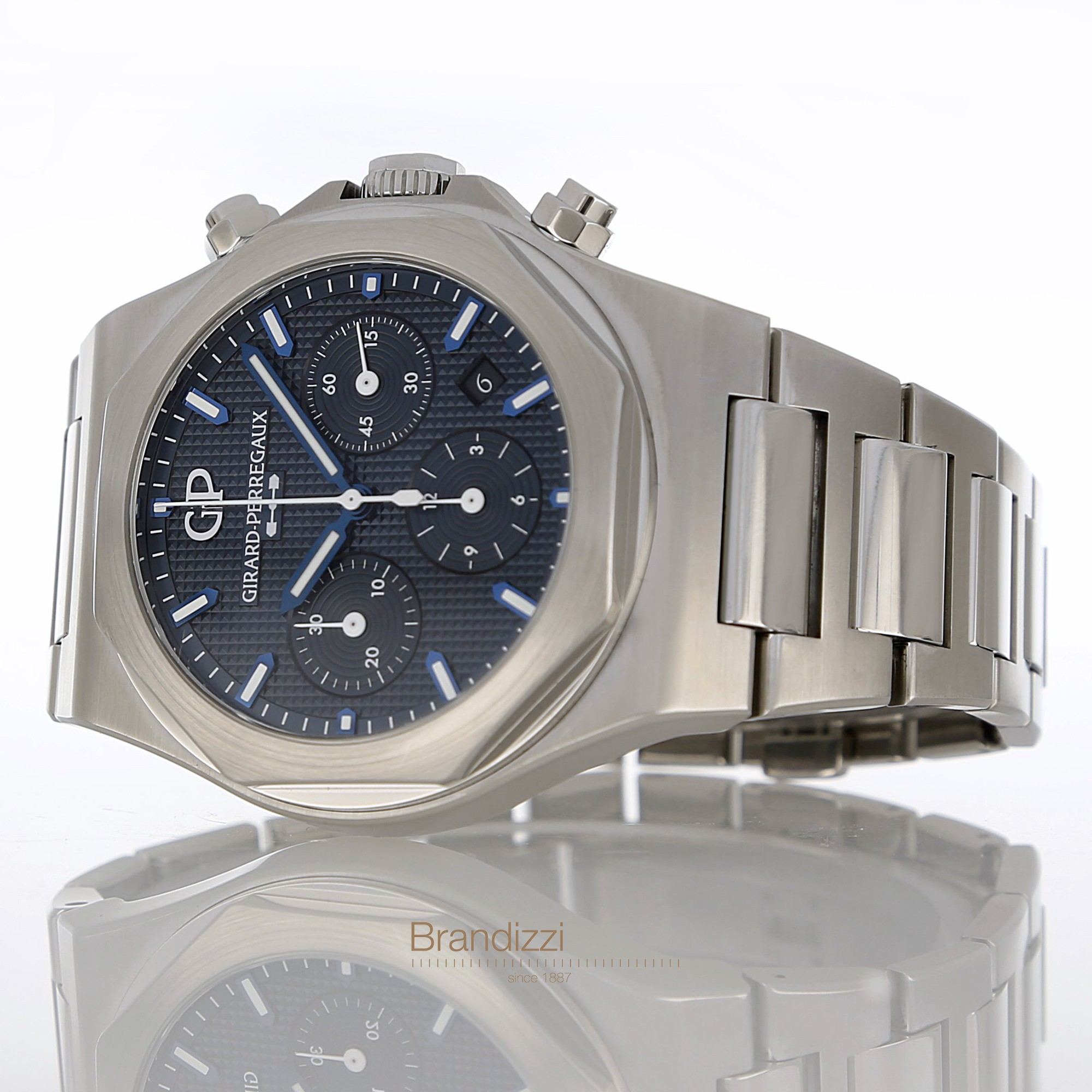 Girard Perregaux Laureato Ref. 81020-11-431-11A Like New